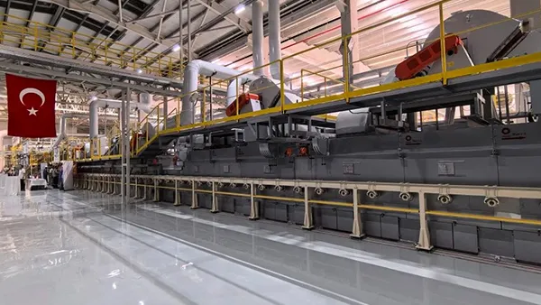 خط إنتاج زجاج الألواح الشمسية المدرفل الشفاف بطاقة إنتاجية 300 طن/يوم – تركيا