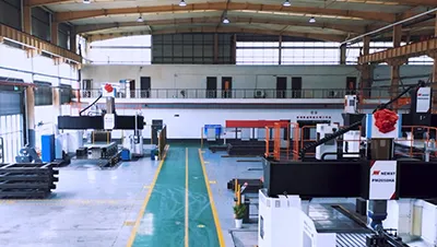 مراكز التصنيع CNC