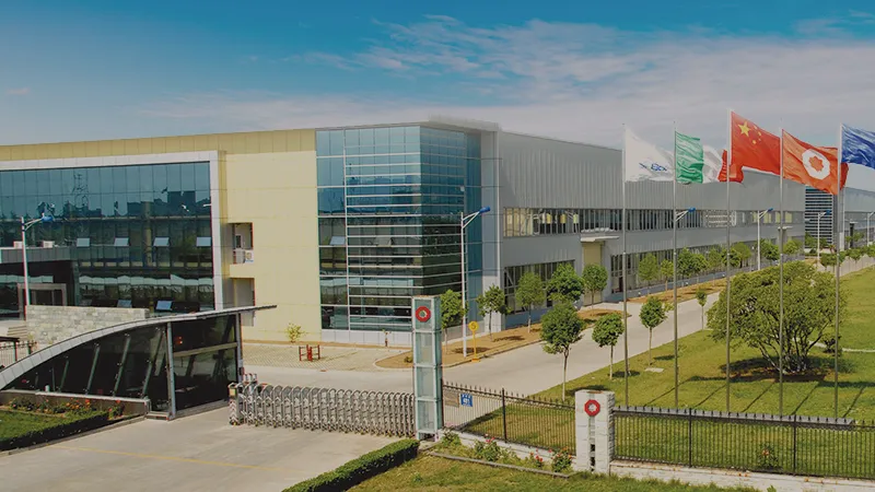 شركة متخصصة في تصنيع معدات خطوط إنتاج الزجاج المسطح