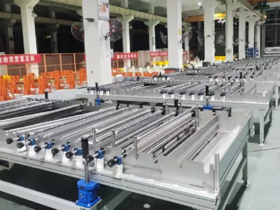 ماكينة أوتوماتيكية أفقية لغسل ألواح الزجاج الشمسي